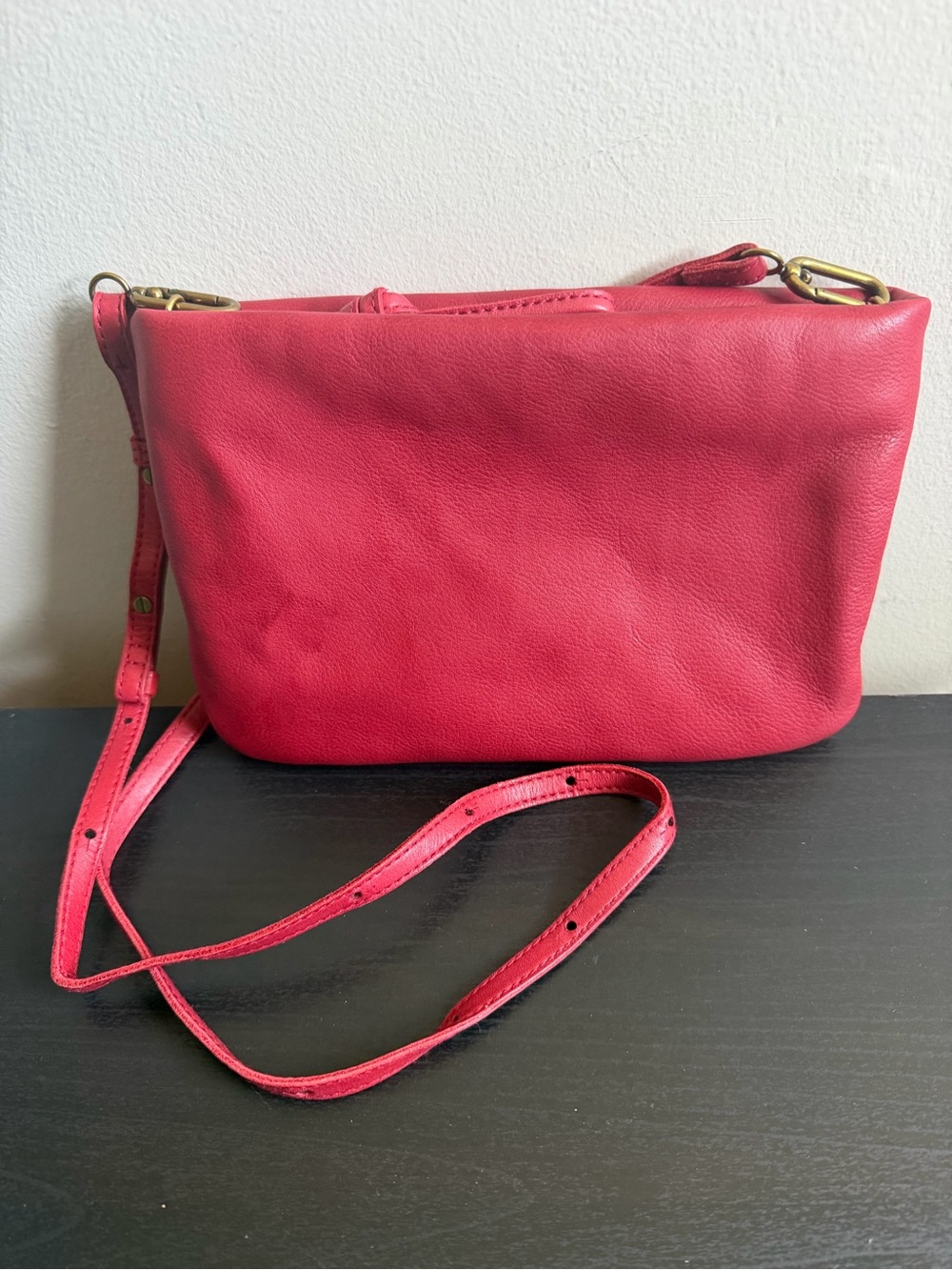 Madewell The Puffer Crossbody Bag in Red